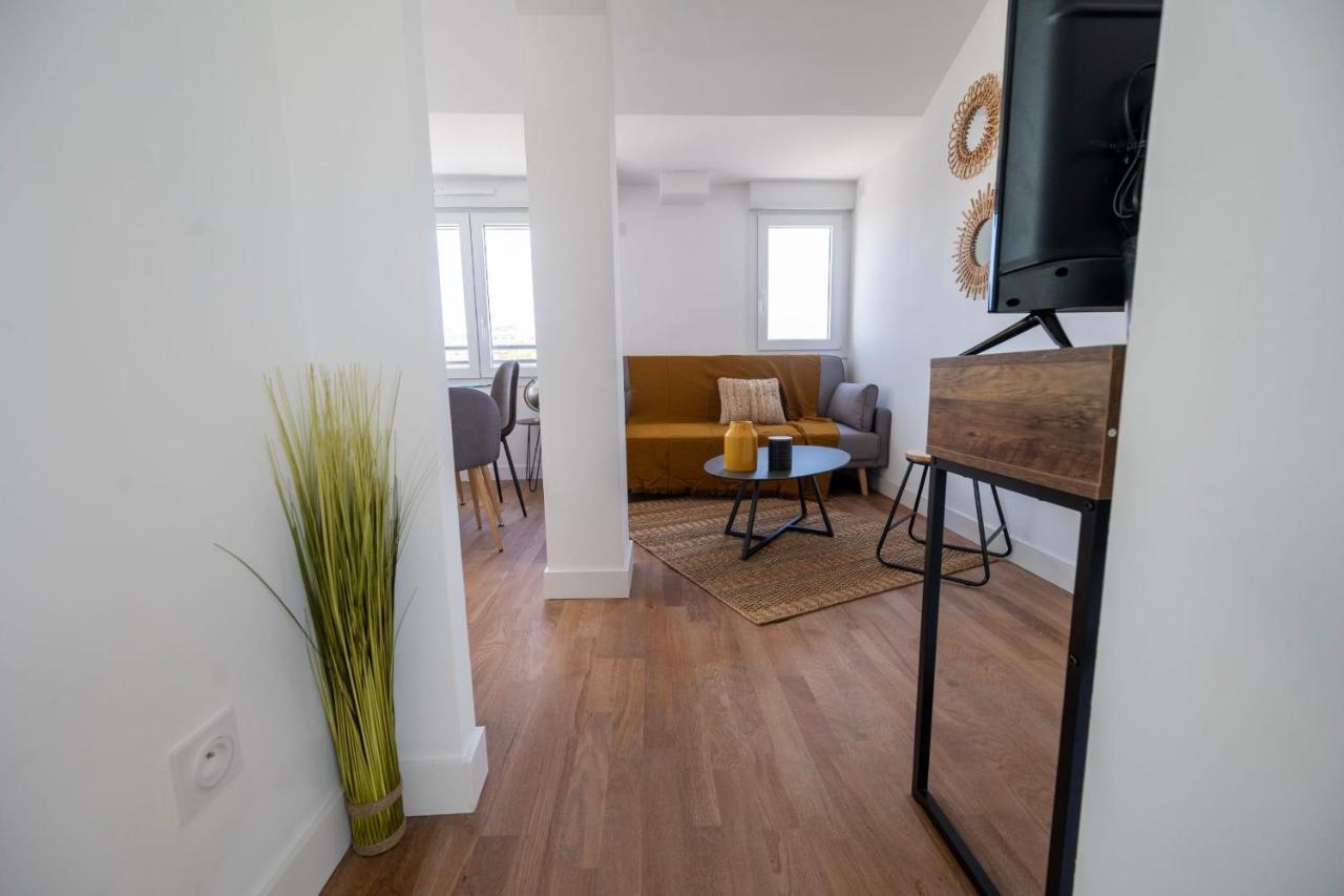 Le Poulorio 12 - T2 - Proche Gare - Dernier Etage By Locly Apartment Lorient